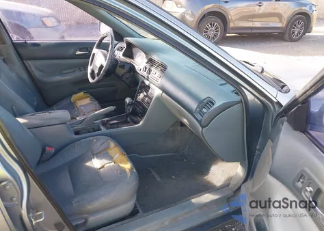 1994 Honda Accord Ex z USA, uszkodzony, nr VIN JHMCD5669RC108685